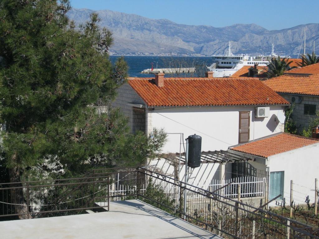 Apartments Maria Supetar Εξωτερικό φωτογραφία